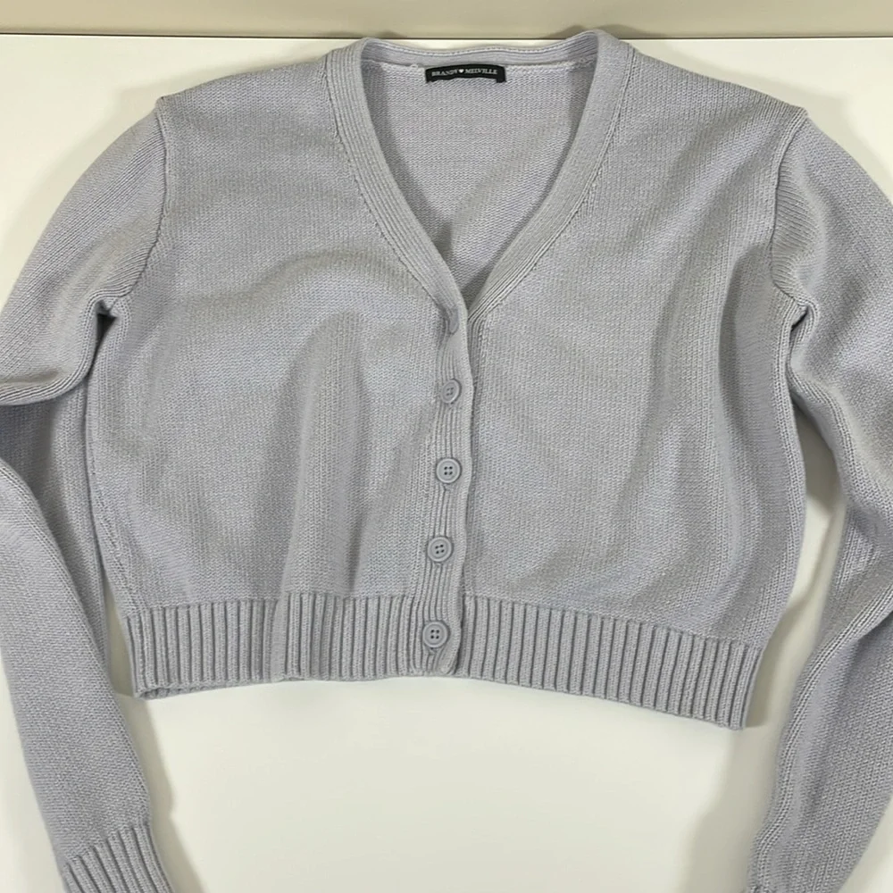 BRANDY MELVILLE Light Lilac Cropped Knit Cardigan Sweater Button Front Small - Picture 6 of 7